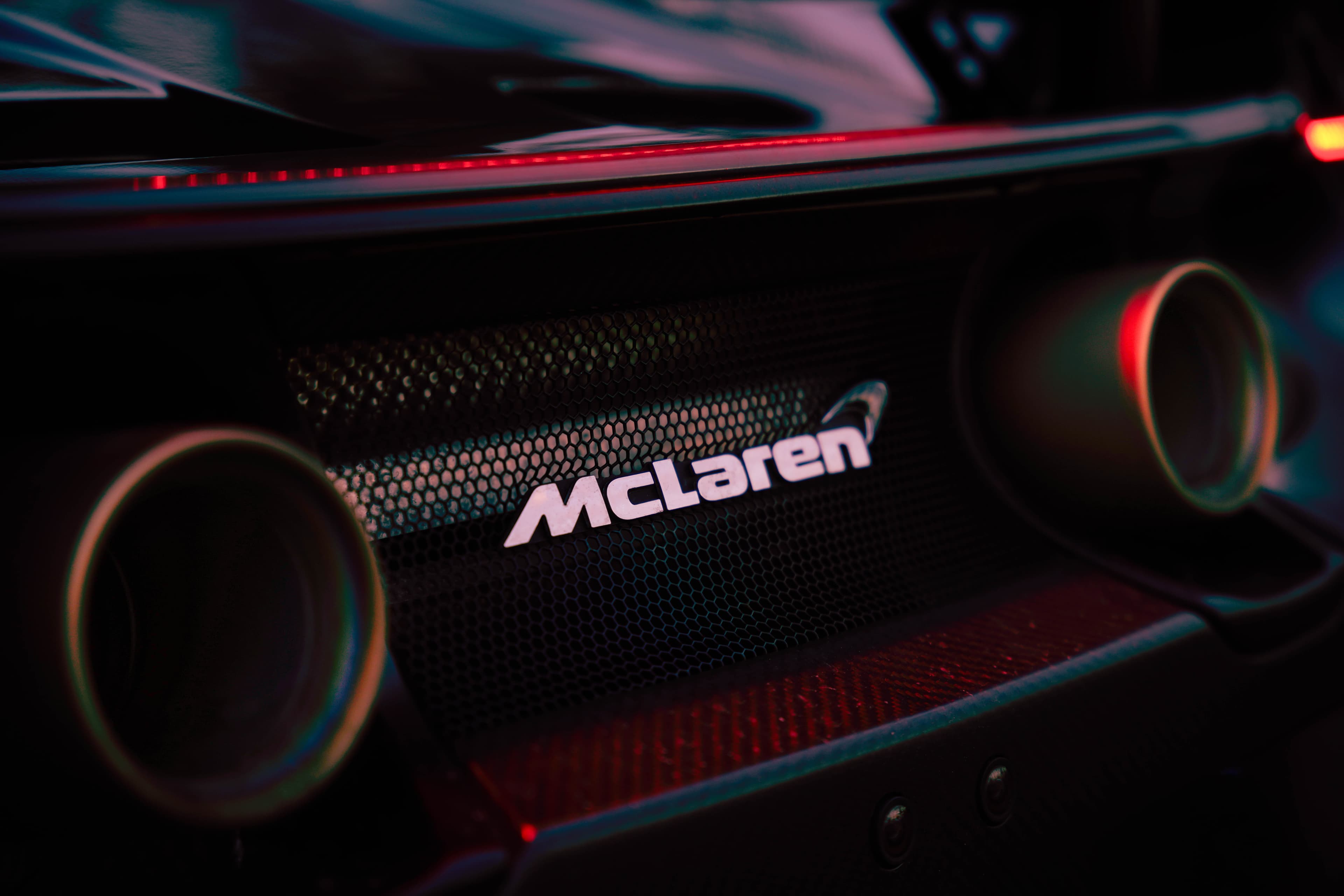 McLaren 675 LT en mouvement